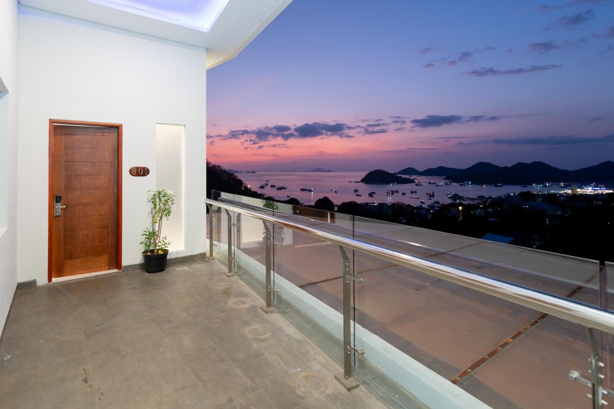Zasgo Hotel Labuan Bajo Exterior foto